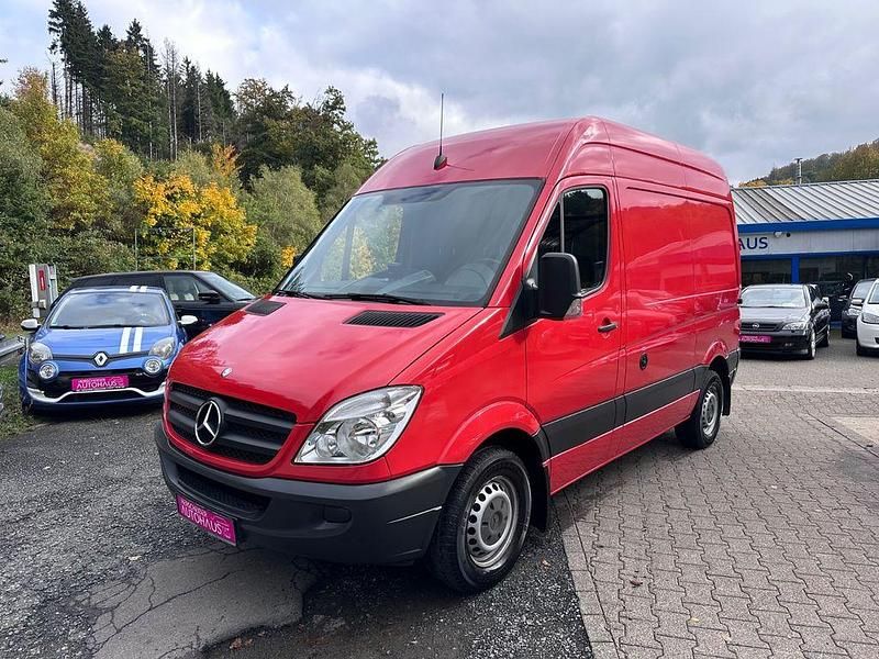 Rot Gebraucht 2007 Mercedes Sprinter Van | 12.400 € (Teuer) - Bild 1/4