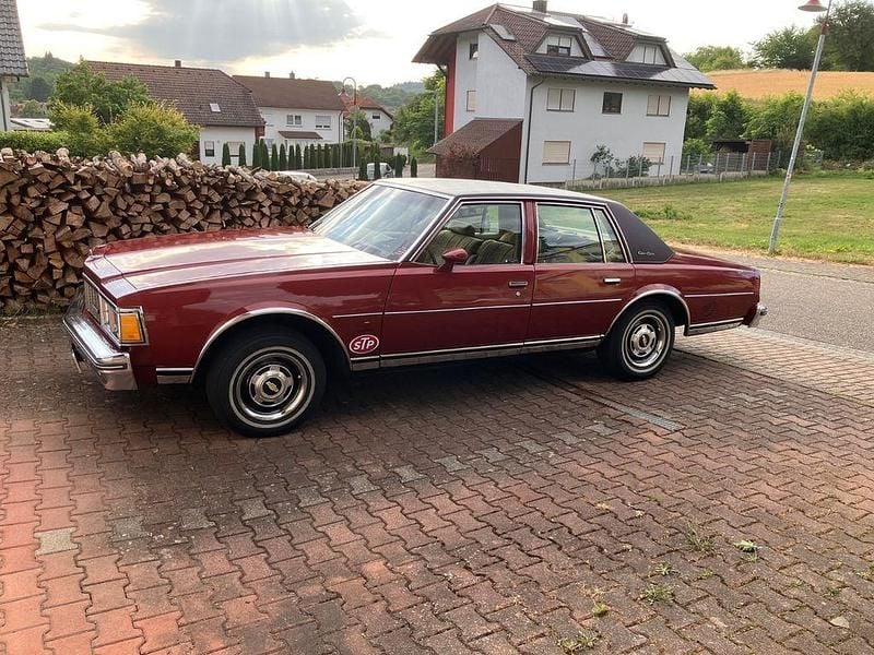 Rot Gebraucht 1979 Chevrolet Caprice Limousine | 13.000 € - Bild 1/4