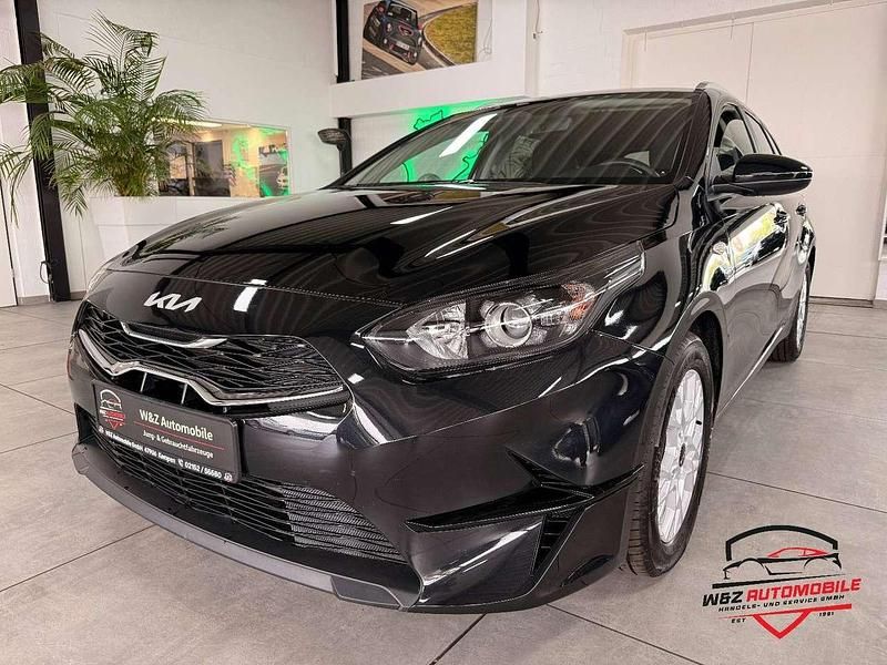 Schwarz Gebraucht 2024 Kia Ceed Sportswagon Kombi | 18.890 € (Superpreis) - Bild 1/4