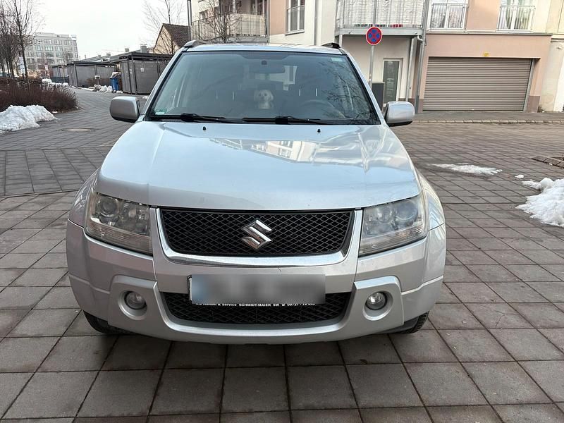 Silber Gebraucht 2006 Suzuki Grand Vitara SUV | 2.999 € (Fairer Preis) - Bild 1/4