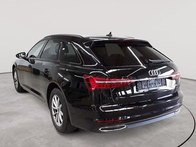 Gebraucht Audi A6 Ambiente 245 PS (180 kW) 2022 Mythosschwarz metallic Kombi