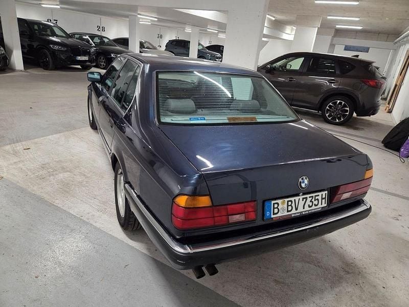 Gebraucht BMW 735 211 PS (155 kW) 1988 Blau Limousine