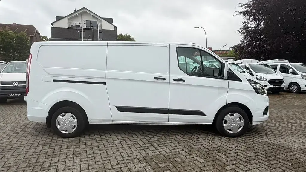 Gebraucht Ford Transit Custom Trend 131 PS (96 kW) 2020 Weiß Van / Kleinbus