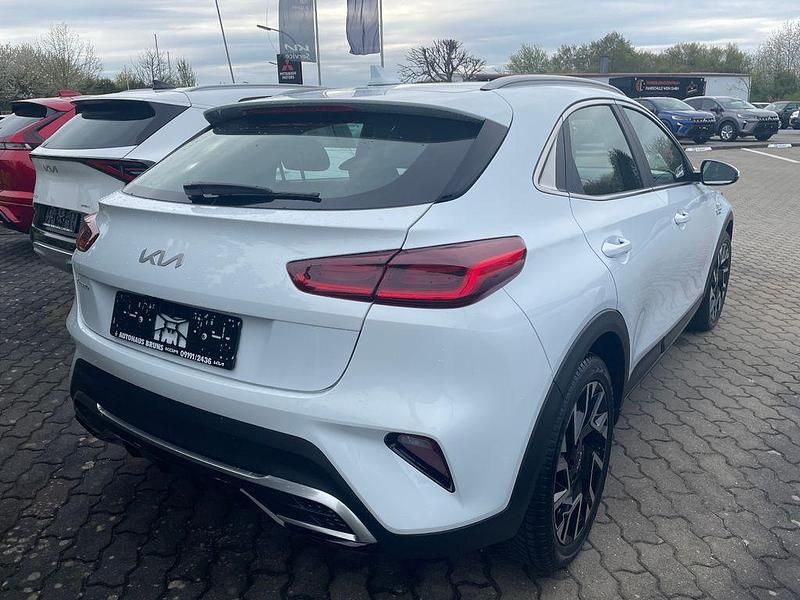 Gebraucht Kia XCeed Vision 140 PS (102 kW) 2025 Weiß SUV