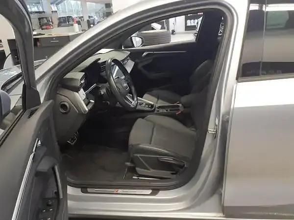 Gebraucht Audi A3 Ambiente 204 PS (150 kW) 2022 Florettsilber metallic Limousine