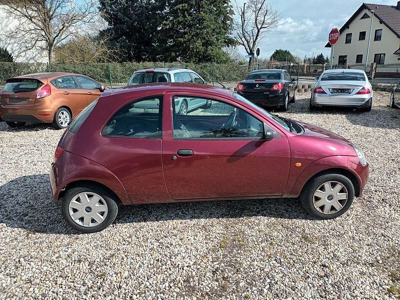 Gebraucht Ford Ka Viva 60 PS (44 kW) 2004 Rot Kleinwagen
