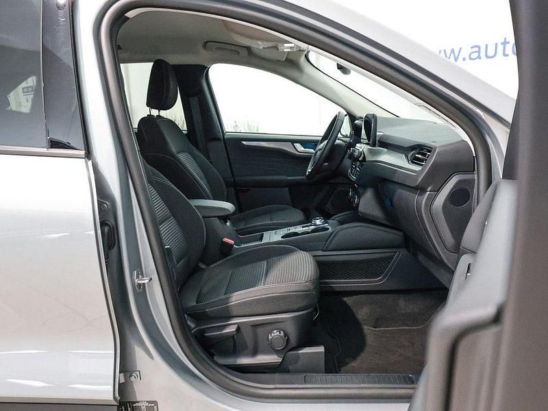 Gebraucht Ford Kuga Titanium 224 PS (164 kW) 2024 Silber SUV