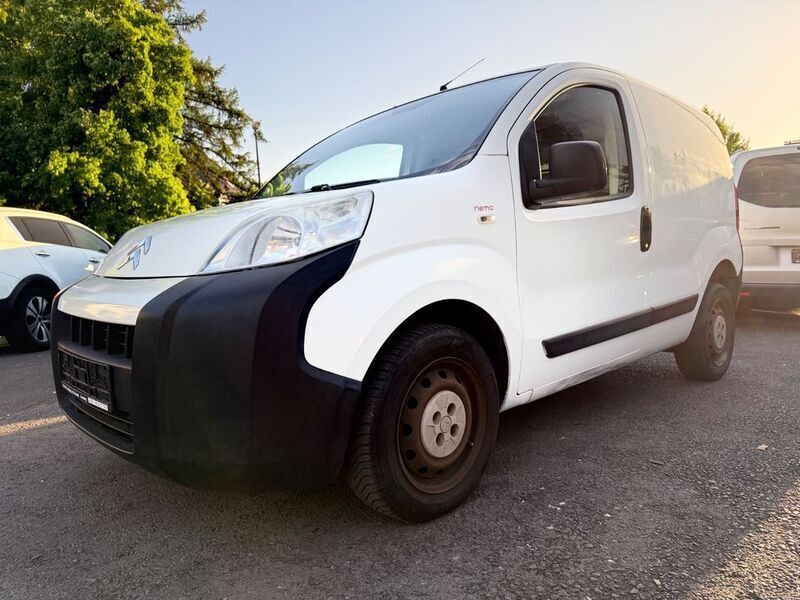 Weiß Gebraucht 2010 Citroën Nemo Van / Kleinbus | 4.990 € (Etwas zu teuer) - Bild 1/4
