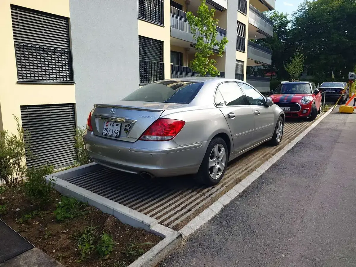 Gebraucht Honda Legend 295 PS (216 kW) 2007 Grau Limousine