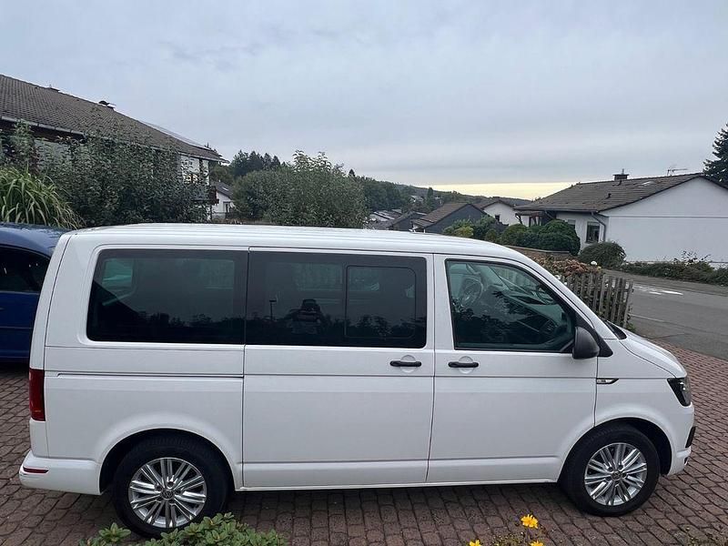 Weiß Gebraucht 2017 VW T6 Van | 28.500 € (Fairer Preis) - Bild 1/4