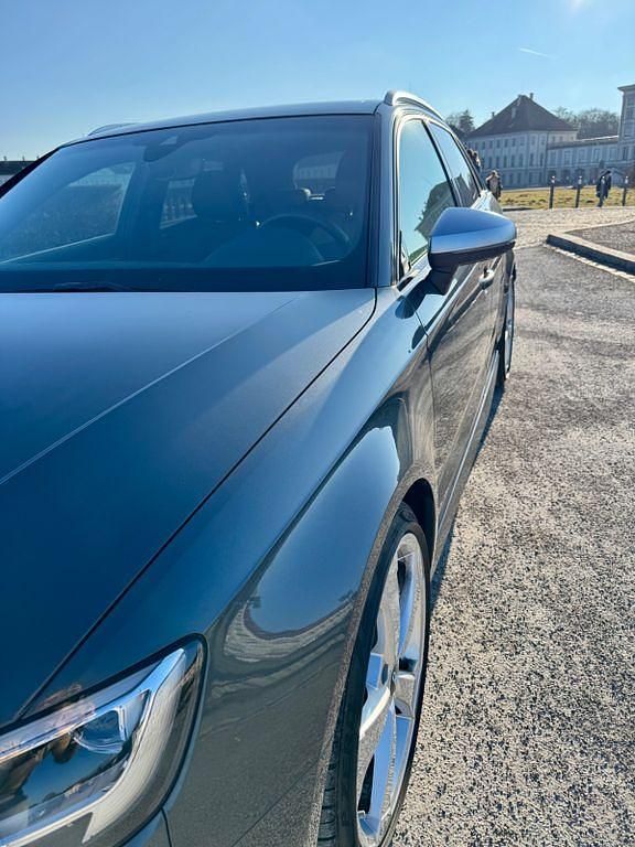 Gebraucht Audi RS3 Ambiente 400 PS (294 kW) 2019 Grau Limousine