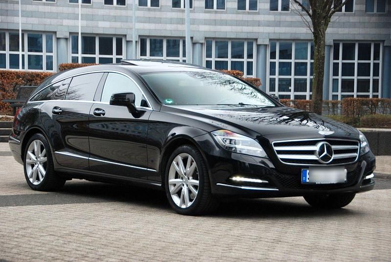 Gebraucht Mercedes CLS350 265 PS (194 kW) 2013 Schwarz Kombi