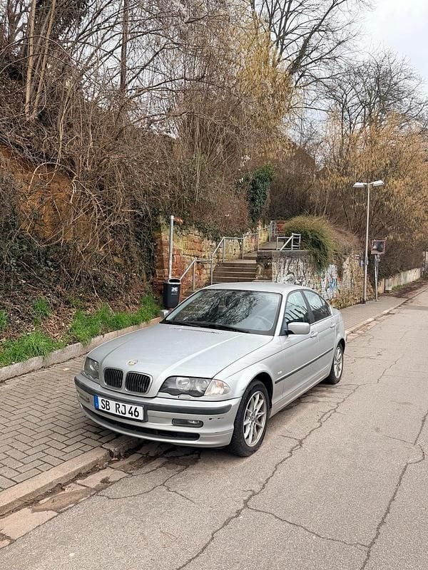 Gebraucht BMW 320 170 PS (125 kW) 2001 Silber Limousine