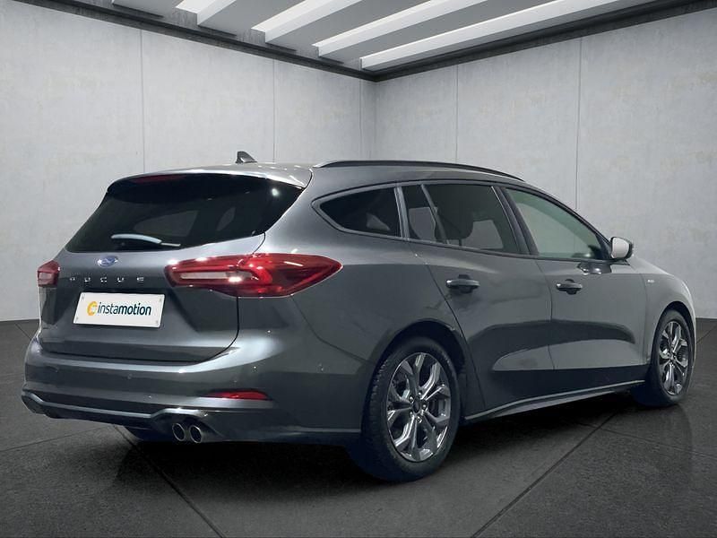 Gebraucht Ford Focus ST-Line X 155 PS (114 kW) 2024 Grau Kombi