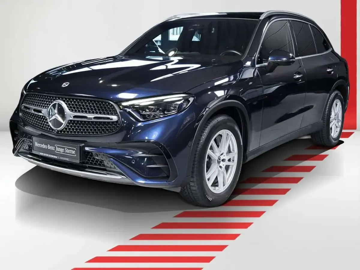 Gebraucht Mercedes GLC300 AMG 269 PS (197 kW) 2023 Nautikblau metallic SUV
