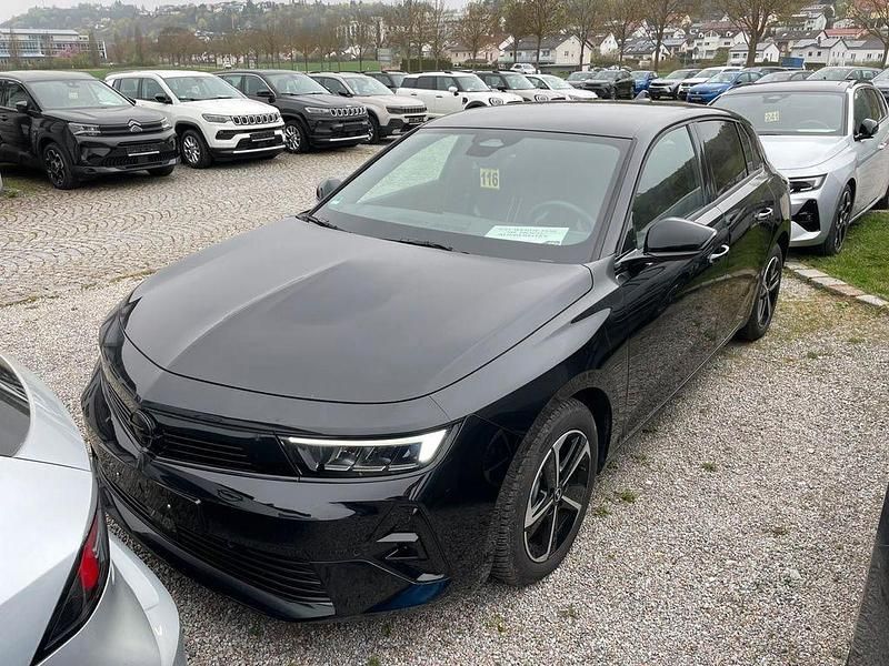 Gebraucht Opel Astra GS Line 145 PS (106 kW) 2025 Karbon schwarz (metallic) Limousine