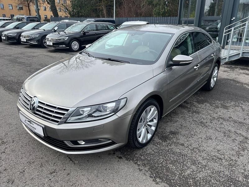 Usado VW CC 160 HP (117 kW) 2012 Bege Sedan