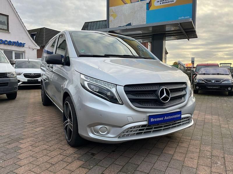 Gebraucht Mercedes Vito 163 PS (119 kW) 2019 Silber Van