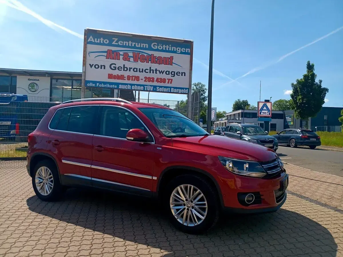 Gebraucht VW Tiguan Sportline 160 PS (117 kW) 2015 Rot SUV