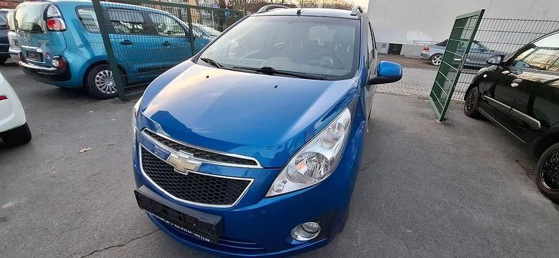 Gebraucht Chevrolet Spark LS 82 PS (60 kW) 2011 Blau Kleinwagen
