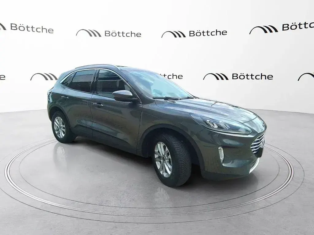 Gebraucht Ford Kuga Titanium 150 PS (110 kW) 2021 Magneticgrau (metallic) SUV
