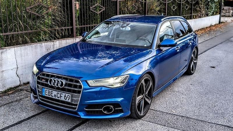 Blau Gebraucht 2016 Audi S6 Sport Kombi | 32.099 € (Guter Preis) - Bild 1/4