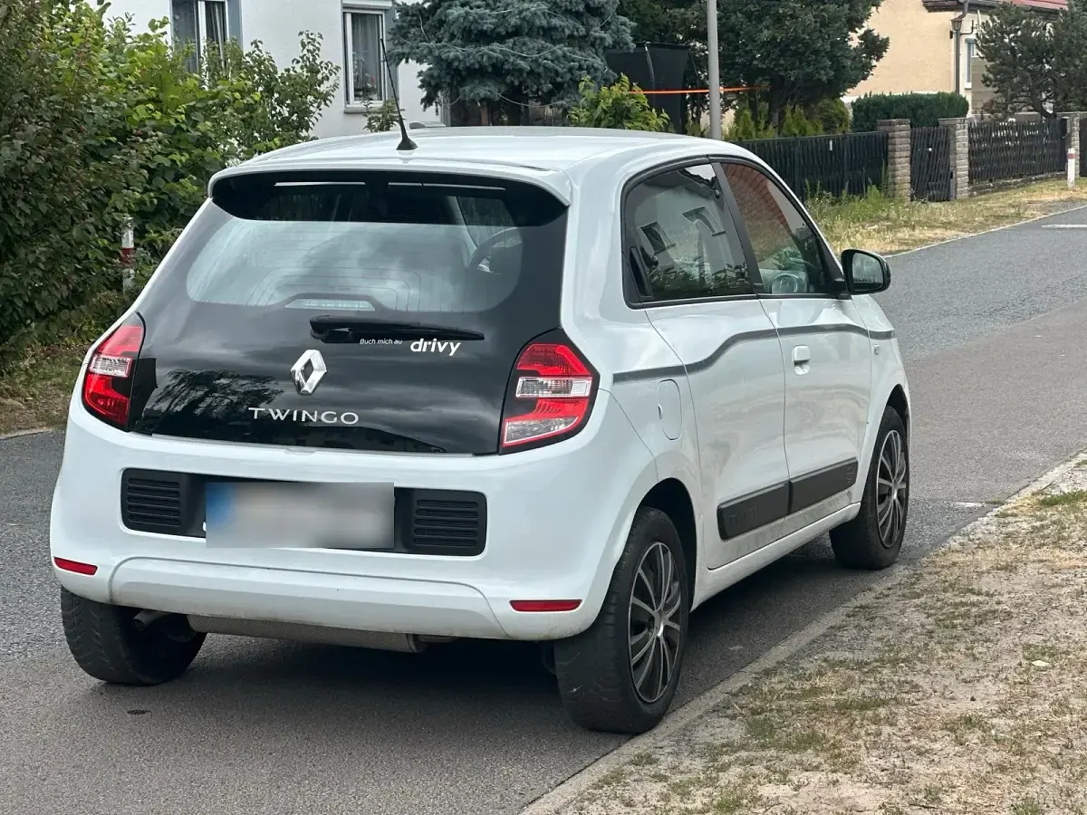 Gebraucht Renault Twingo LIMITED 69 PS (50 kW) 2018 Weiß Kleinwagen