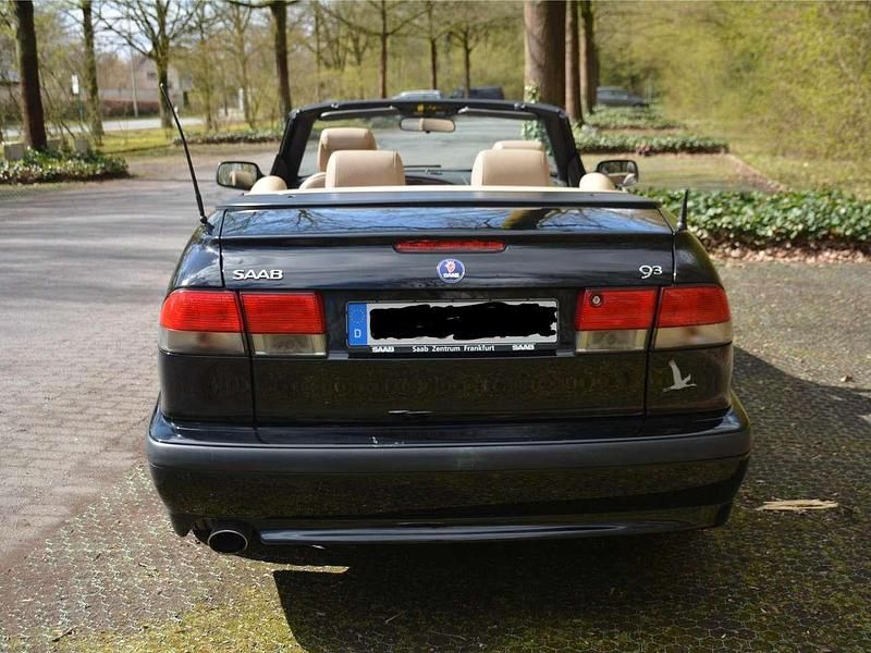 Używany Saab 9-3 Cabriolet 150 KM (110 kW) 2002 Czarny Kabriolet
