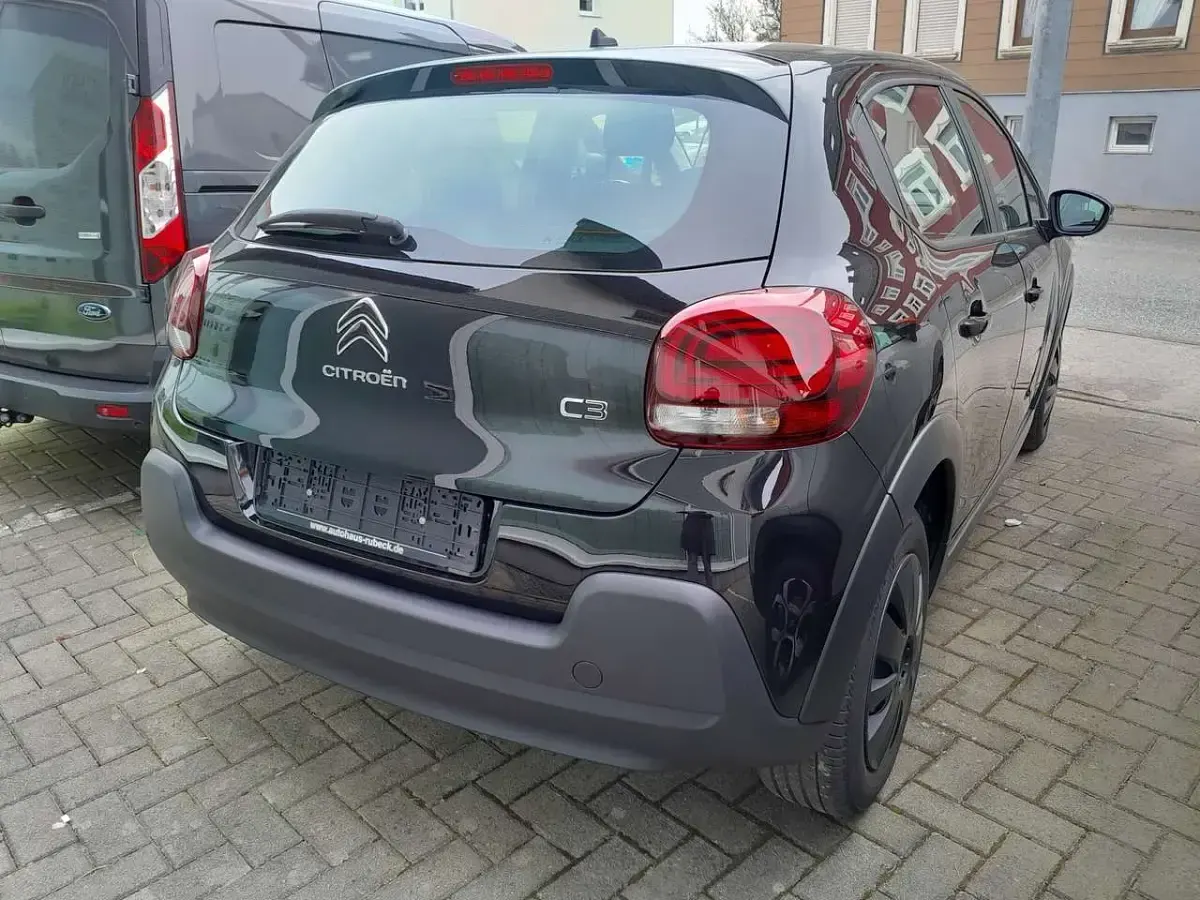Gebraucht Citroën C3 Feel 82 PS (60 kW) 2022 Schwarz perla nera Kleinwagen