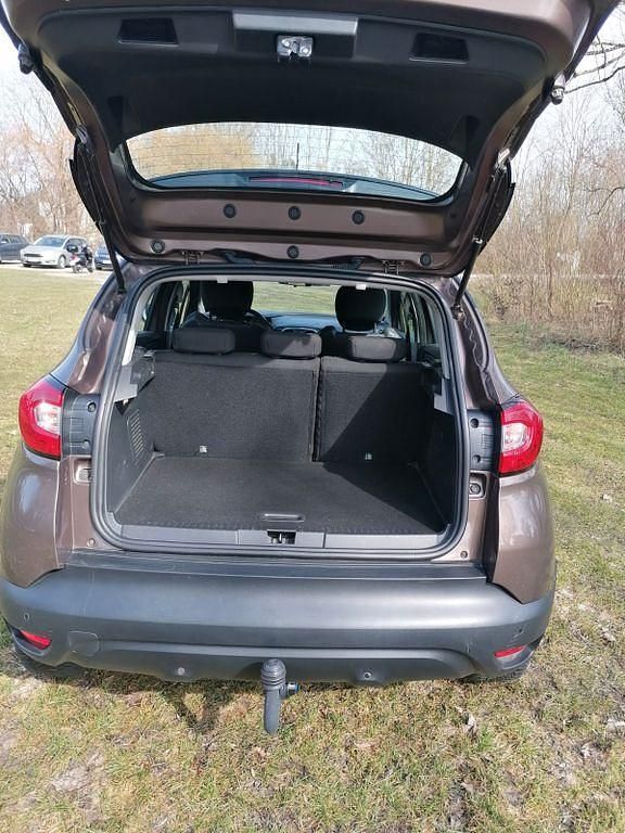 Gebraucht Renault Captur Dynamique 120 PS (88 kW) 2014 Braun SUV