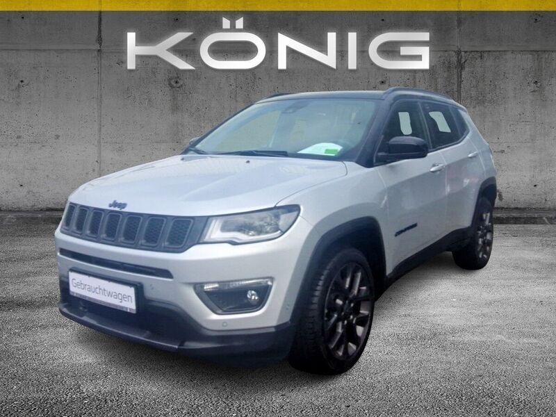 Grau Gebraucht 2021 Jeep Compass SUV | 29.777 € (Etwas zu teuer) - Bild 1/4