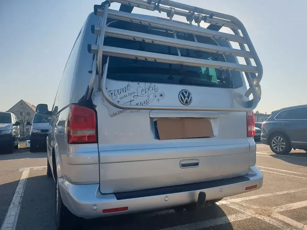 Usado VW Caravelle 136 CV (100 kW) 2011 Plateado Van