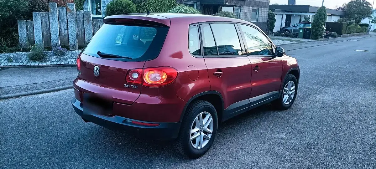 Gebraucht VW Tiguan 140 PS (102 kW) 2009 Rot SUV