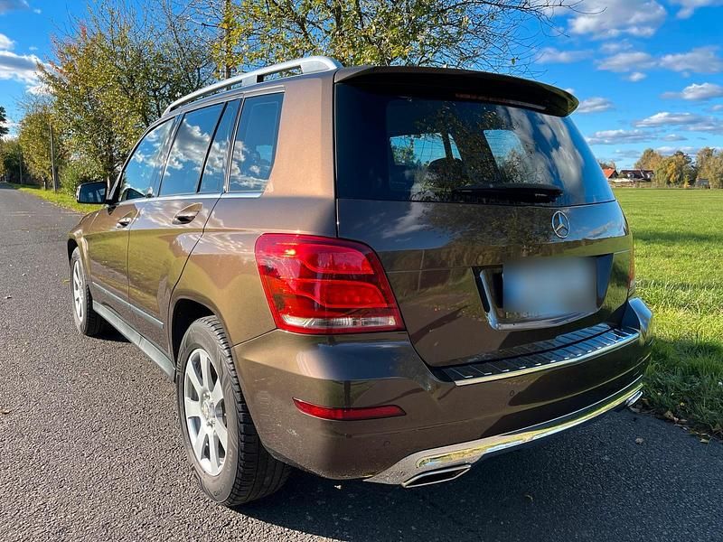 Gebraucht Mercedes GLK200 143 PS (105 kW) 2014 Braun SUV