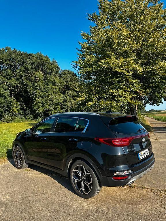 Schwarz Gebraucht 2021 Kia Sportage GT-Line SUV | 22.800 € (Fairer Preis) - Bild 1/4