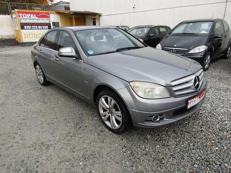 Silber Gebraucht 2007 Mercedes C200 Limousine | 3.750 € (Superpreis) - Bild 1/4