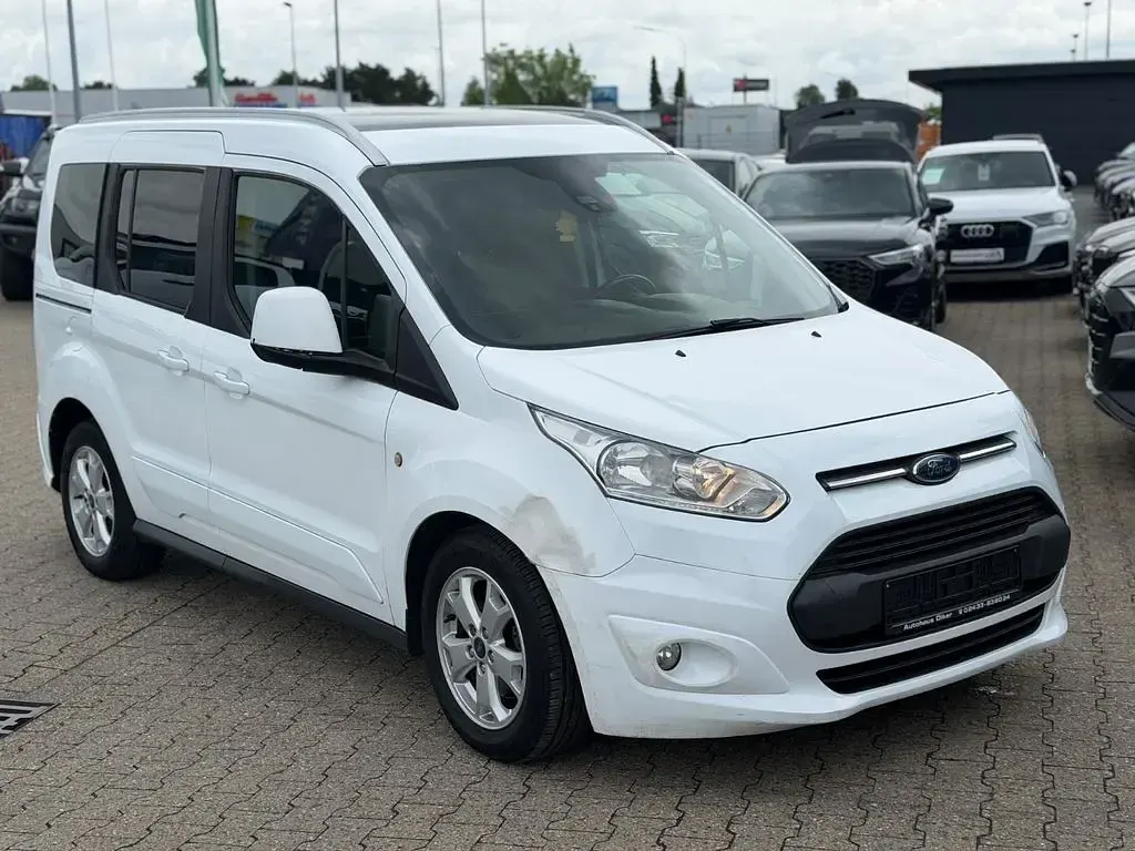 Gebraucht Ford Tourneo Connect Titanium 101 PS (74 kW) 2017 Weiß Van / Kleinbus