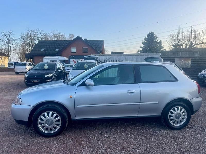 Gebraucht Audi A3 Ambiente 125 PS (91 kW) 1996 Silber Kleinwagen