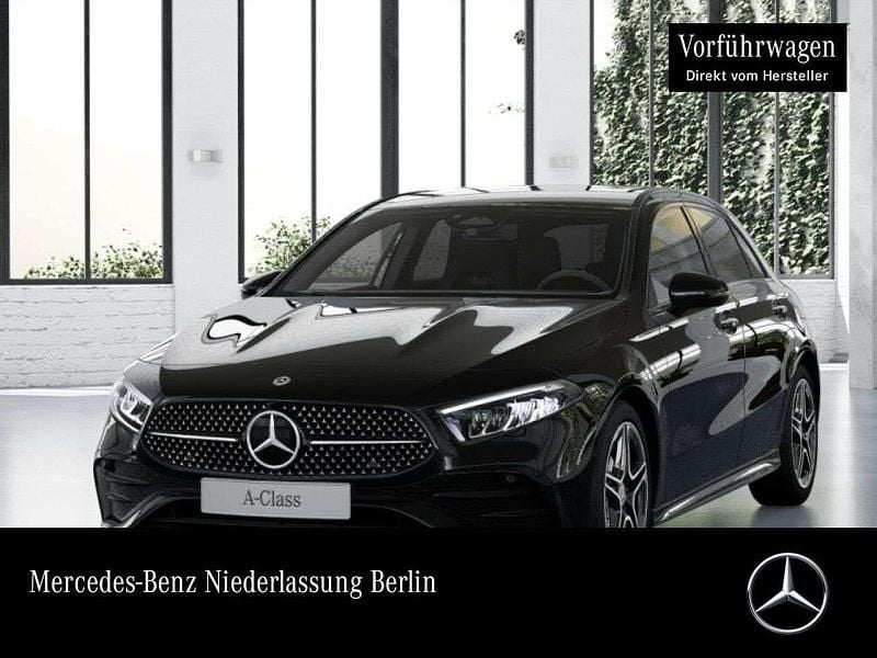 Schwarz Gebraucht 2025 Mercedes A180 AMG Limousine | 33.400 € (Fairer Preis) - Bild 1/2