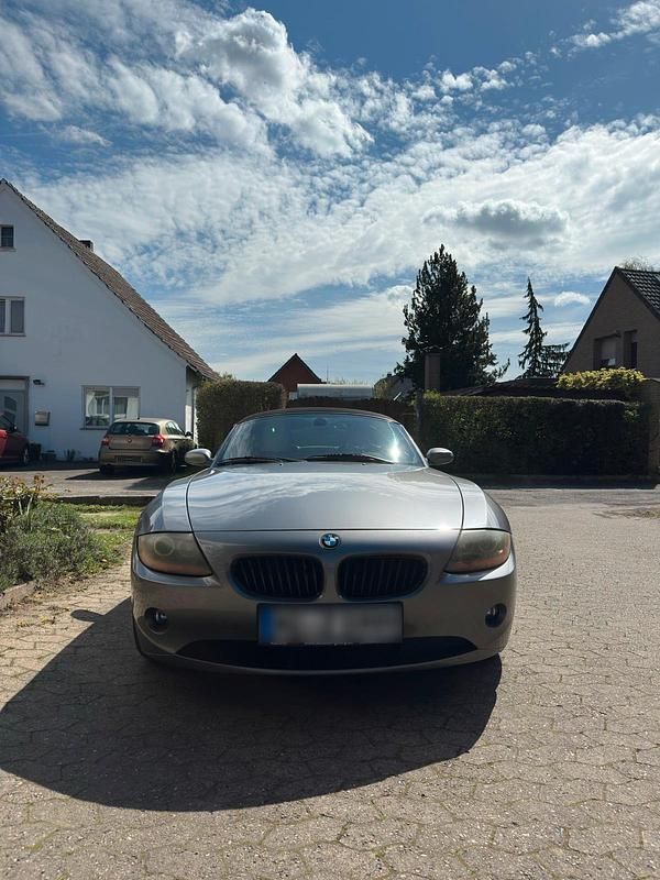 Gebraucht BMW Z4 170 PS (125 kW) 2004 Silber Cabrio