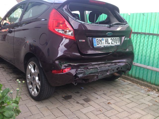 Gebraucht Ford Fiesta 122 PS (89 kW) 2009 Rot metallic Kleinwagen