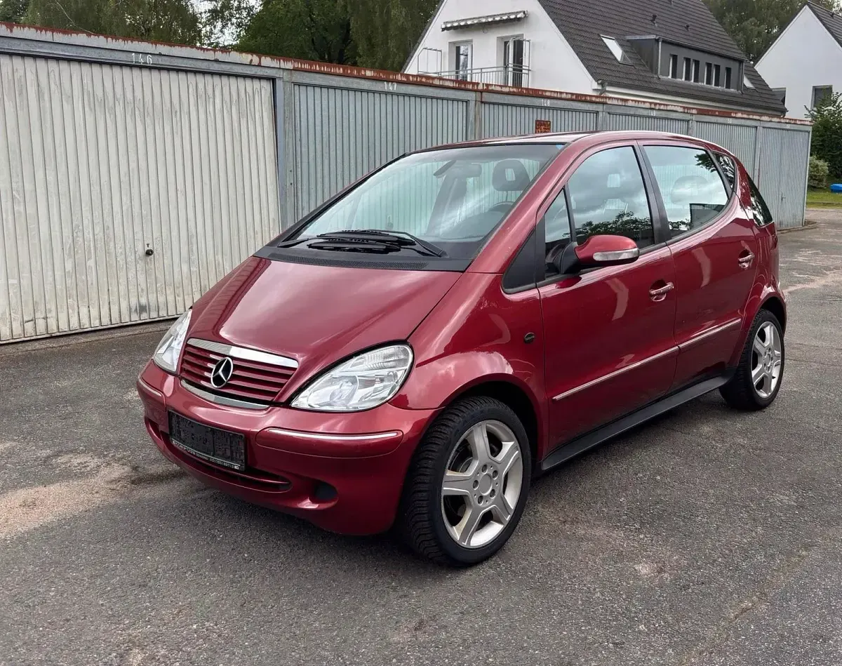 Gebraucht Mercedes A160 Elegance 102 PS (75 kW) 2003 Rot Limousine