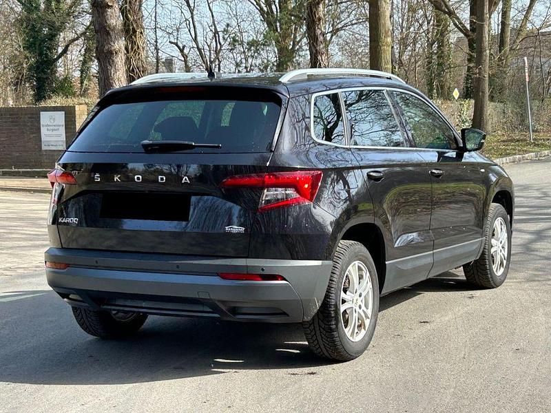 Gebraucht Skoda Karoq Drive 116 PS (85 kW) 2021 Schwarz SUV