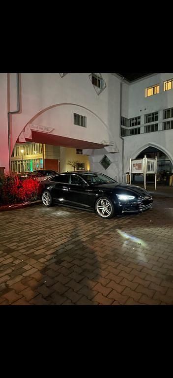 Gebraucht Audi A5 Sportback Ambiente 190 PS (139 kW) 2019 Schwarz Kleinwagen