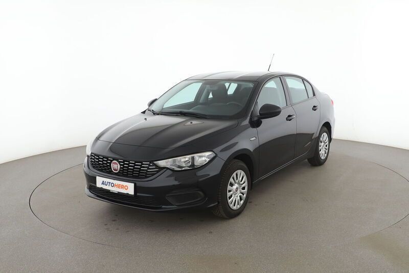 Schwarz Gebraucht 2016 Fiat Tipo Pop Limousine | 8.200 € (Fairer Preis) - Bild 1/4