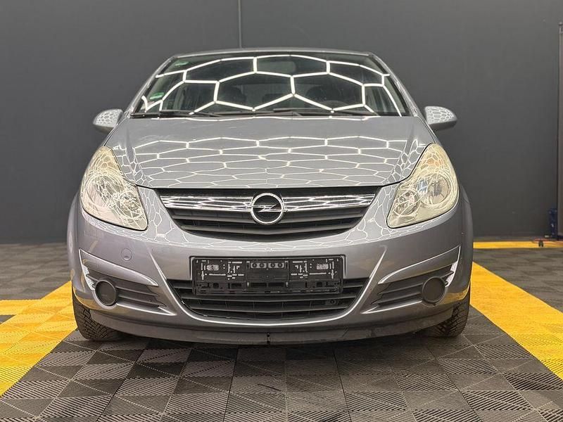 Gebraucht Opel Corsa Edition 80 PS (58 kW) 2008 Silber Kleinwagen
