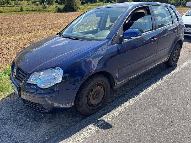 Blau Gebraucht 2007 VW Polo Comfortline Limousine | 1.000 € (Superpreis) - Bild 1/4