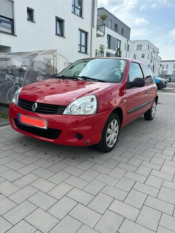 Rot Gebraucht 2010 Renault Clio II Campus Kleinwagen | 500 € - Bild 1/4