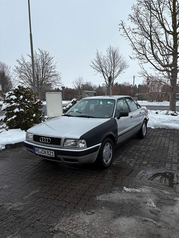 Gebraucht Audi 80 90 PS (66 kW) 1992 Silber Limousine