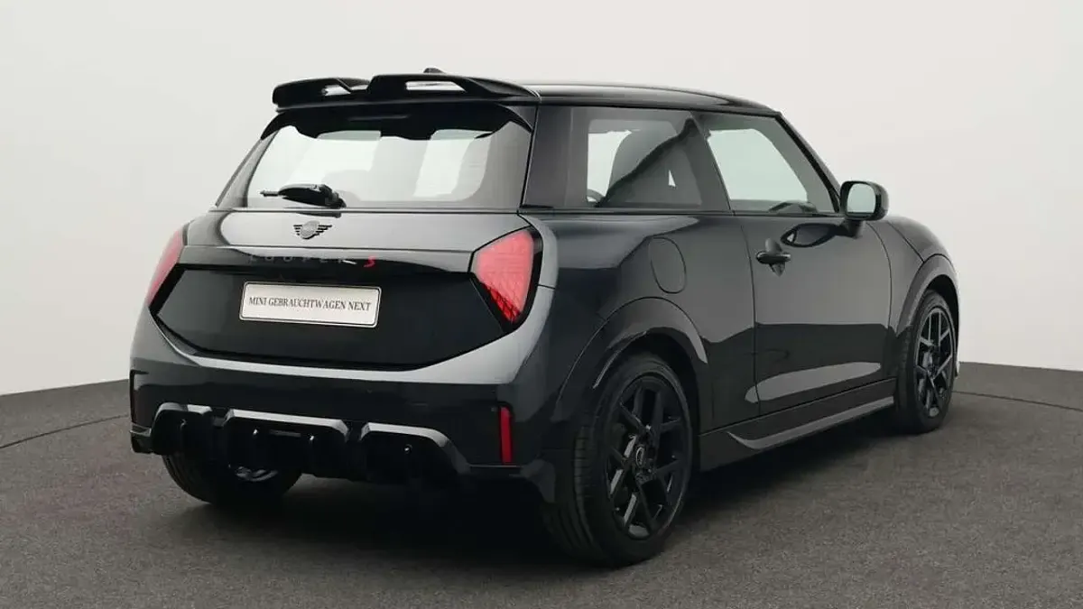 Gebraucht Mini John Cooper Works 204 PS (150 kW) 2025 Grau Kleinwagen
